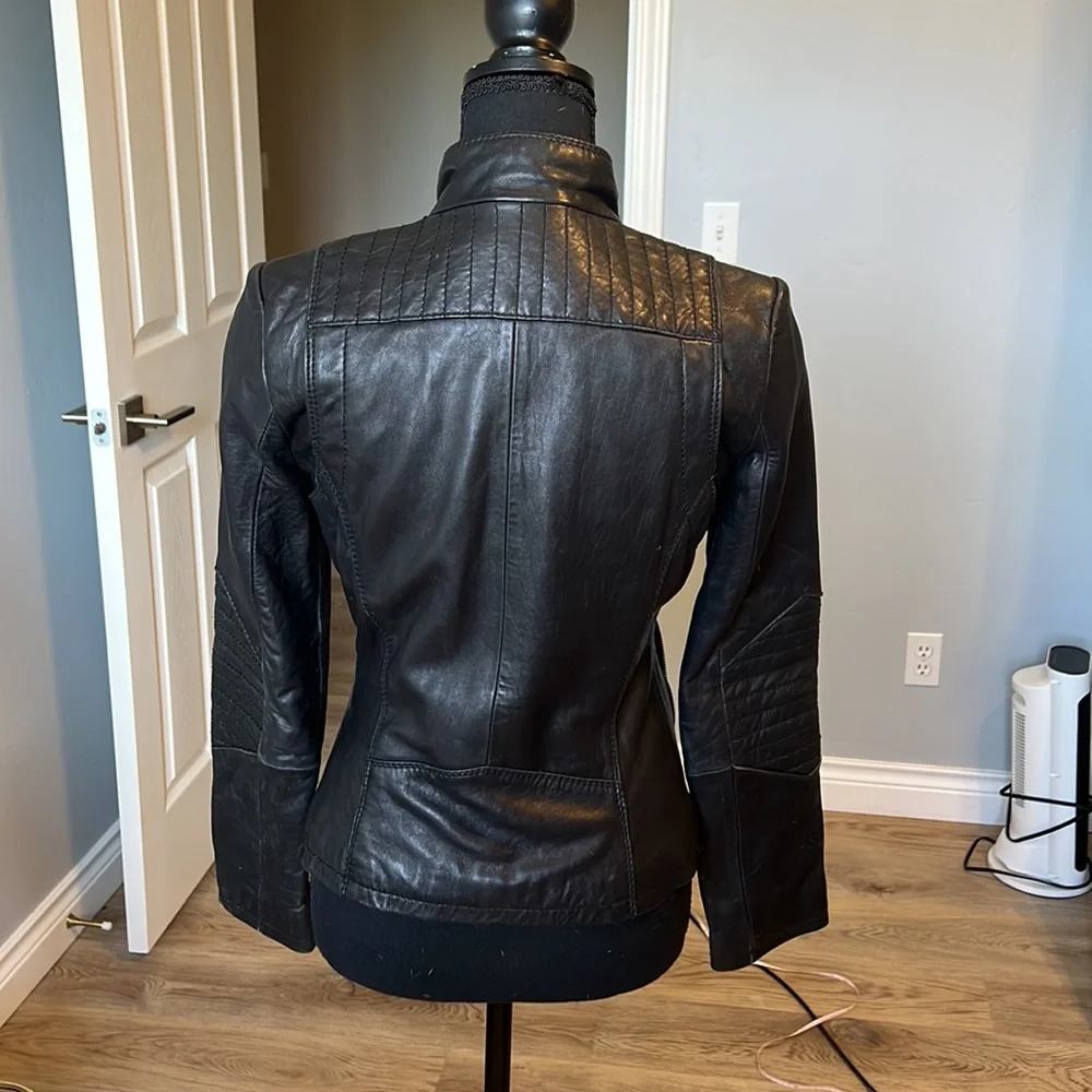 Black leather Michael Kors jacket - Picture 2 of 5